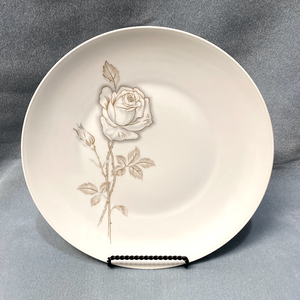 Classic Rose Dinner Plate by Rosenthal